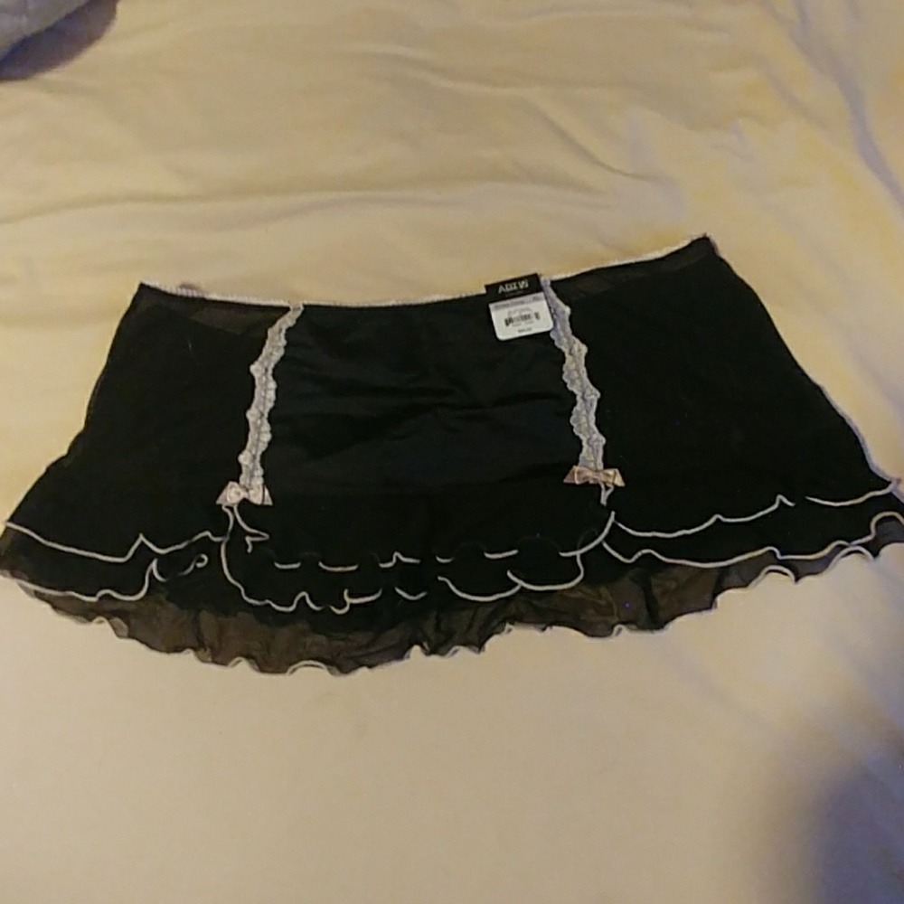 Lingerie skirt nwt sz xl